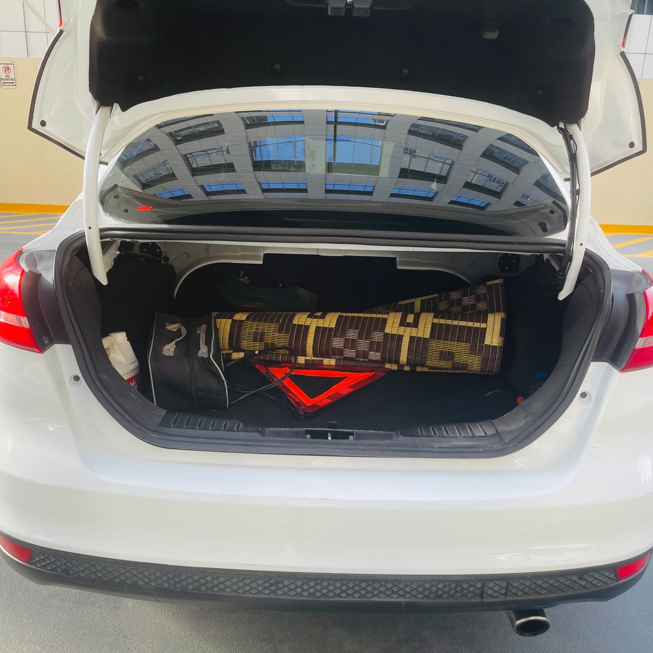 فورد فوكاس sedan,1.5 ecoboost,5 door