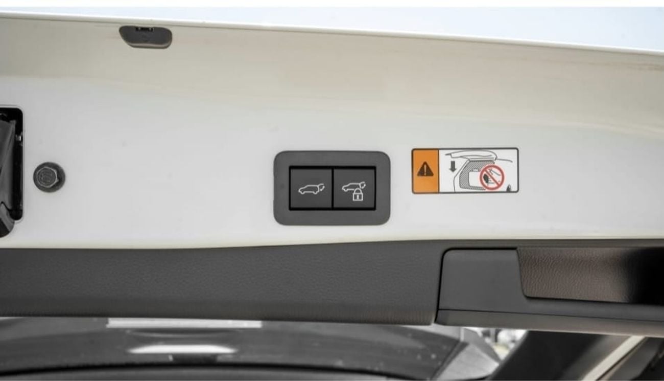 Toyota RAV4 XLE HEV Toyota RAV4 XLE 2.5L Hybrid 2026