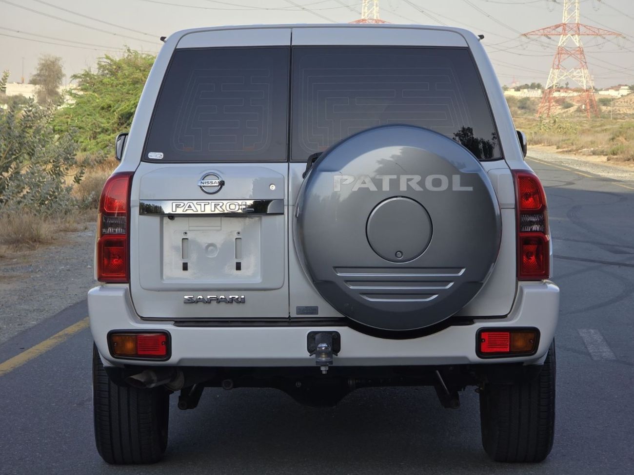 Nissan Patrol Safari GL 4.8L A/T (7 Seater) NISSAN PATROL SAFARI 2019 GCC ORGINAL PAINT // ACCIDENT FREE // PERFECT CONDI