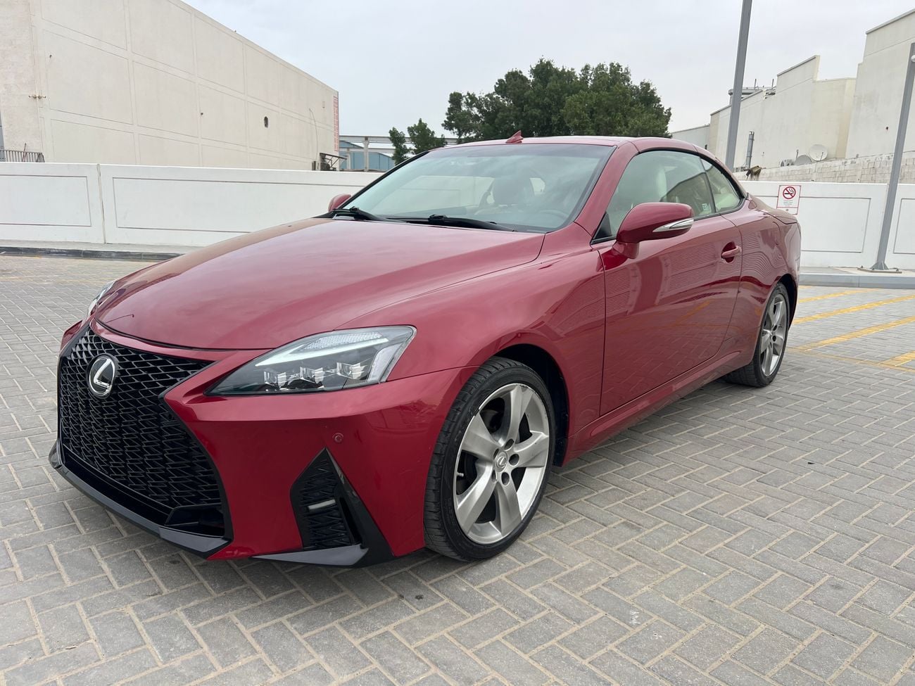 لكزس IS 250C IS 250c