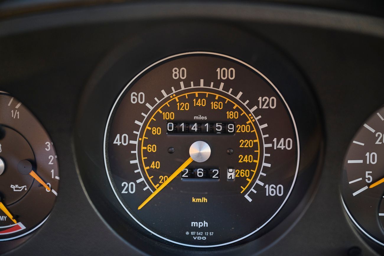 Mercedes-Benz SL 560 - 23,000 Original Kilometres