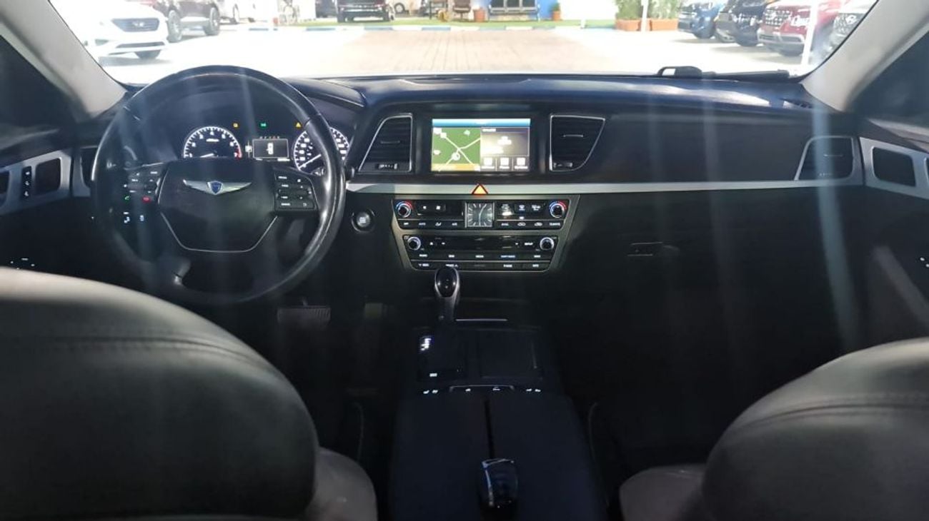 Genesis G330 car in perfect condition 2015 3.8l full configuration