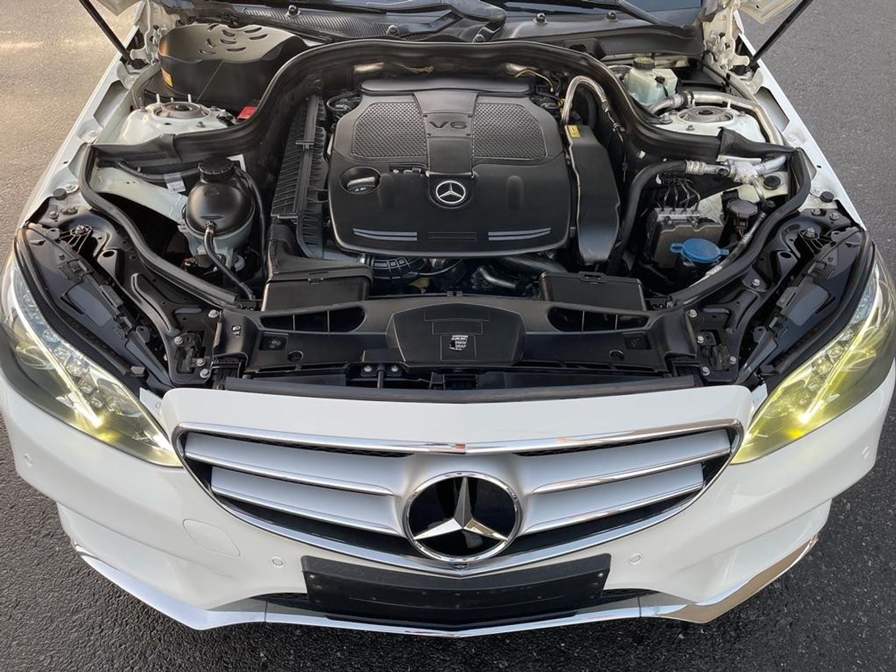 Mercedes-Benz E300 Mercedes E300 AMG_GCC_2015_Excellent Condition _Full option