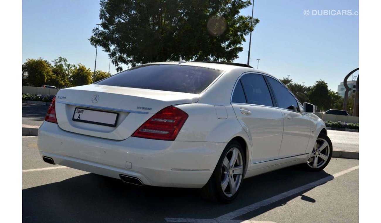 Mercedes-Benz S 400 Hybird Fully Laoded in Perfect Condition