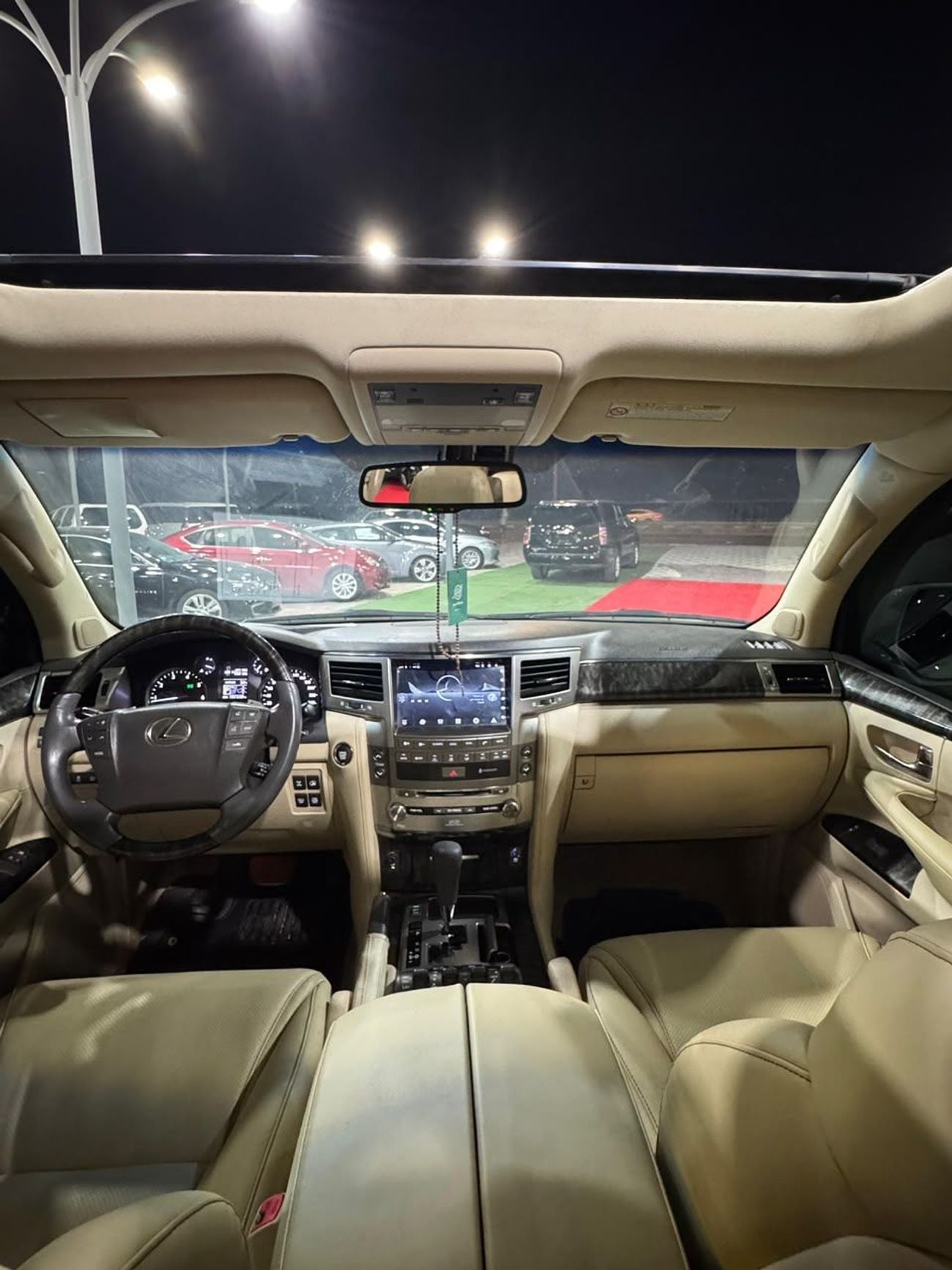 Lexus LX570 PLATINUM
