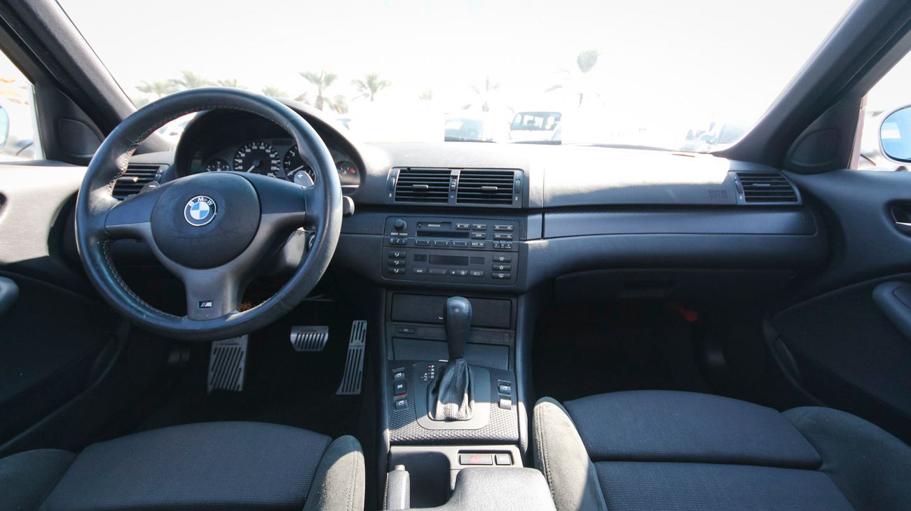 بي أم دبليو 325 i