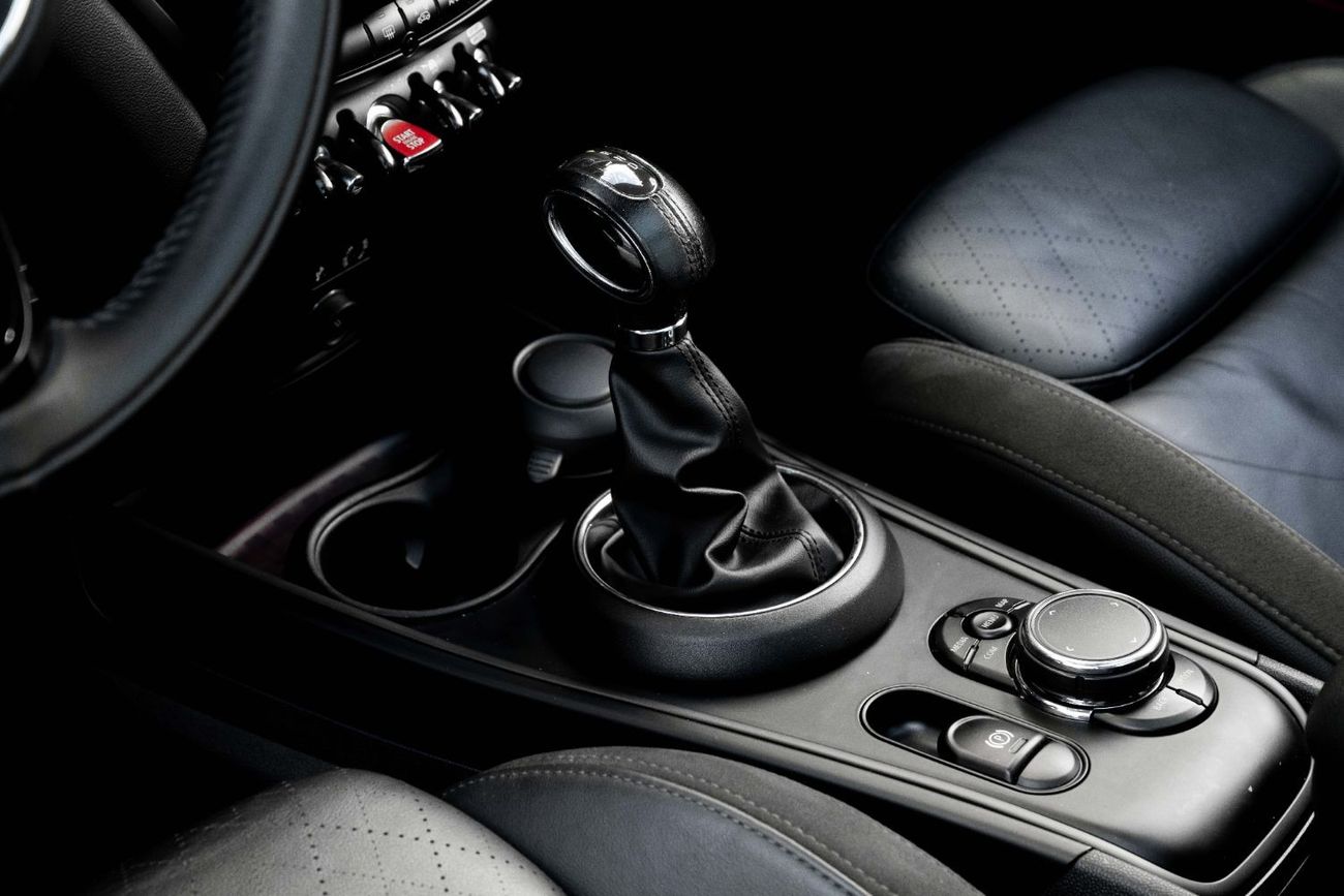 ميني كنتريمان | 1,371 P.M  | 0% Downpayment | Excellent Condition!