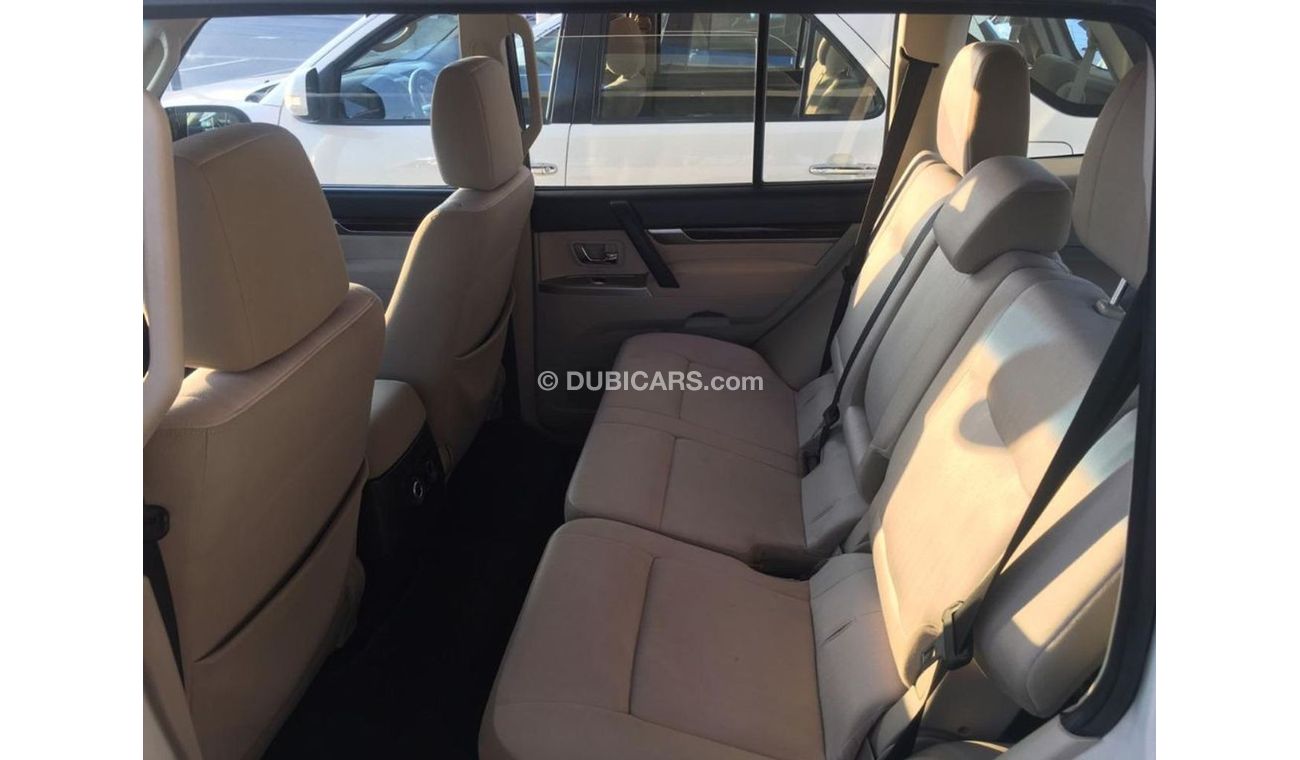 Mitsubishi Pajero GCC 3.4 6 cylinder without accidents without paints