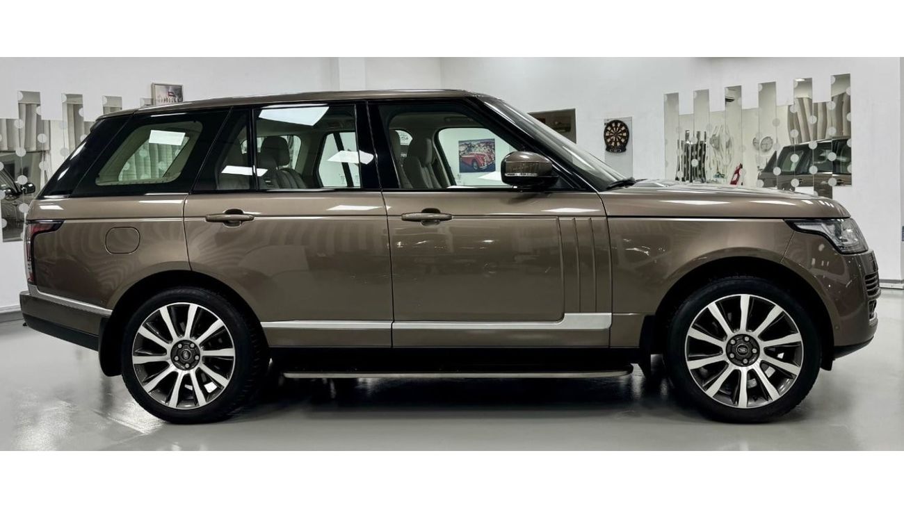 Land Rover Range Rover GCC .. Original Paint .. HSE .. FSH .. Perfect Condition .. V8 .