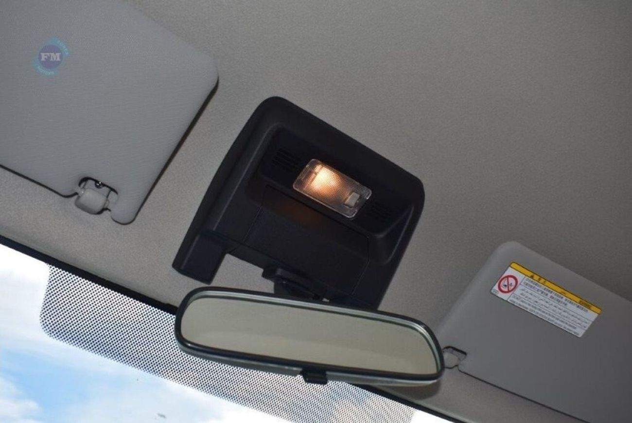 تويوتا لاند كروزر 70 71 4.0L Petrol