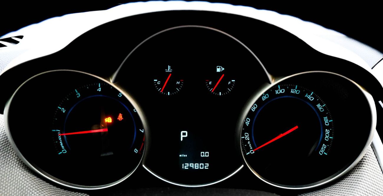 Chevrolet Cruze CHEVROLET CRUZ 2015 GCC IN EXCELLENT CONDITION