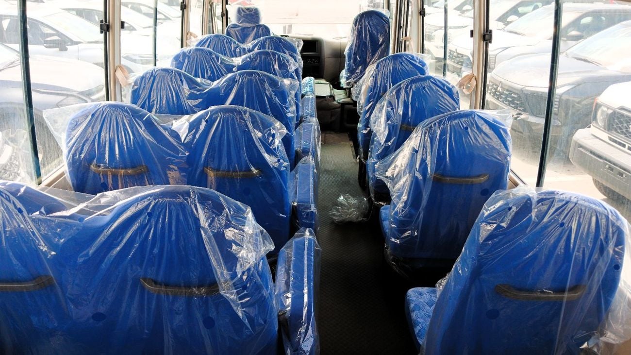 ميتسوبيشي روزا Mitsubishi Rosa 4.2L Diesel 33 Seater 2026YM