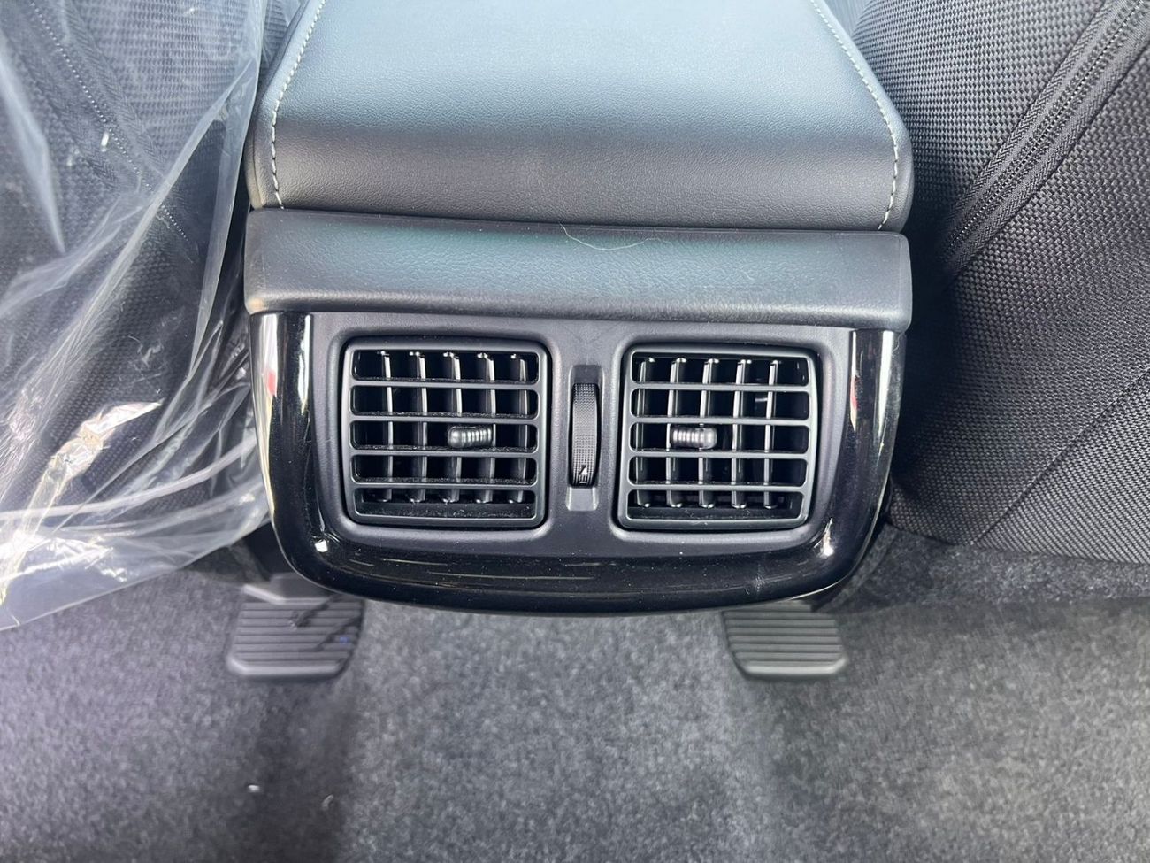 تويوتا هيلوكس ADV 4.0L