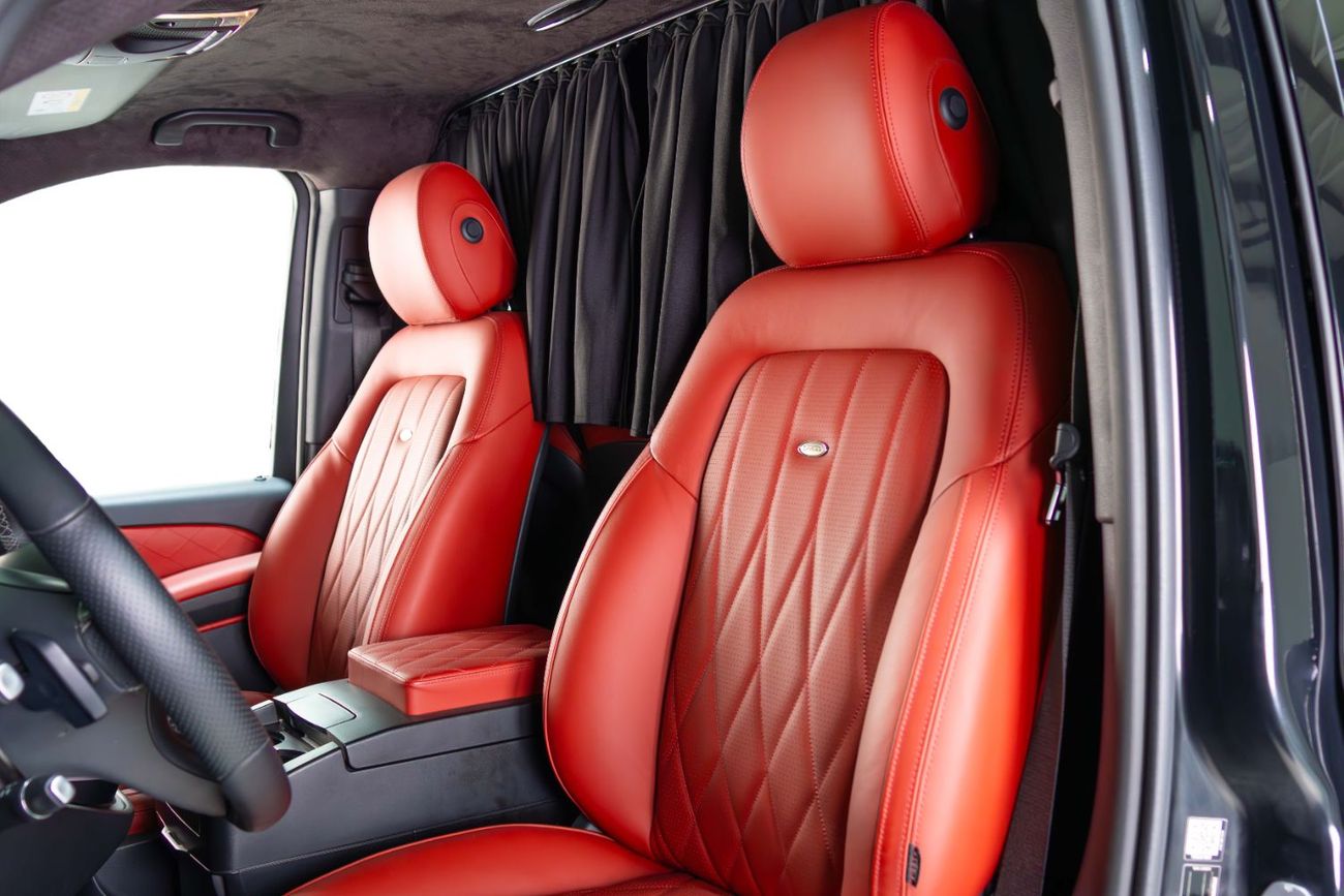 Mercedes-Benz V 250 Std 2.1L Falcon Edition-Star Light System-ONLY 21,000Km-19 Inch Rims-Entertainment Screen