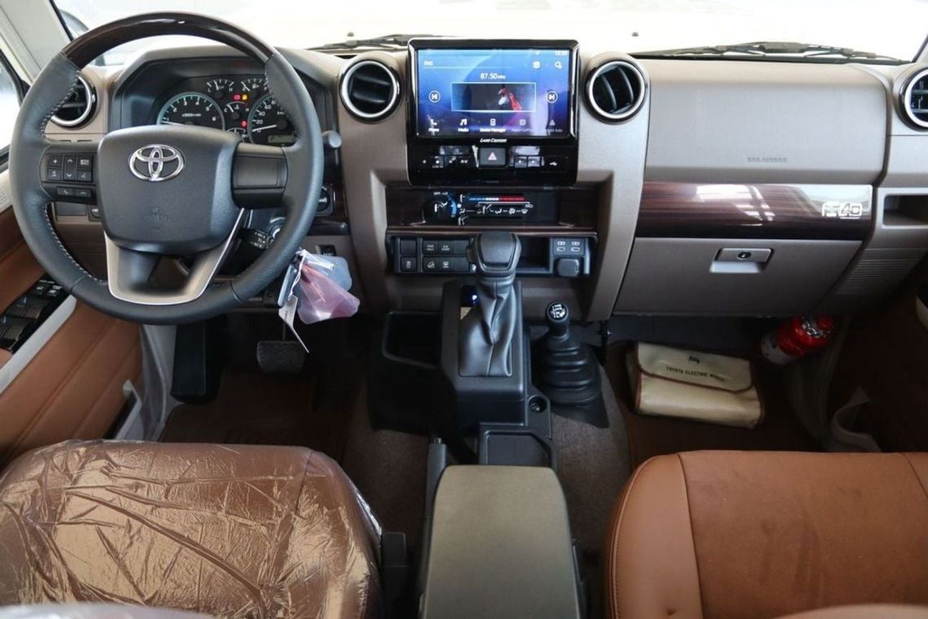 Toyota Land Cruiser GRJ 76 4.0 V6 A/T 40th anniversary **EXPORT ONLY**التصدير فقط خارج الخليج**