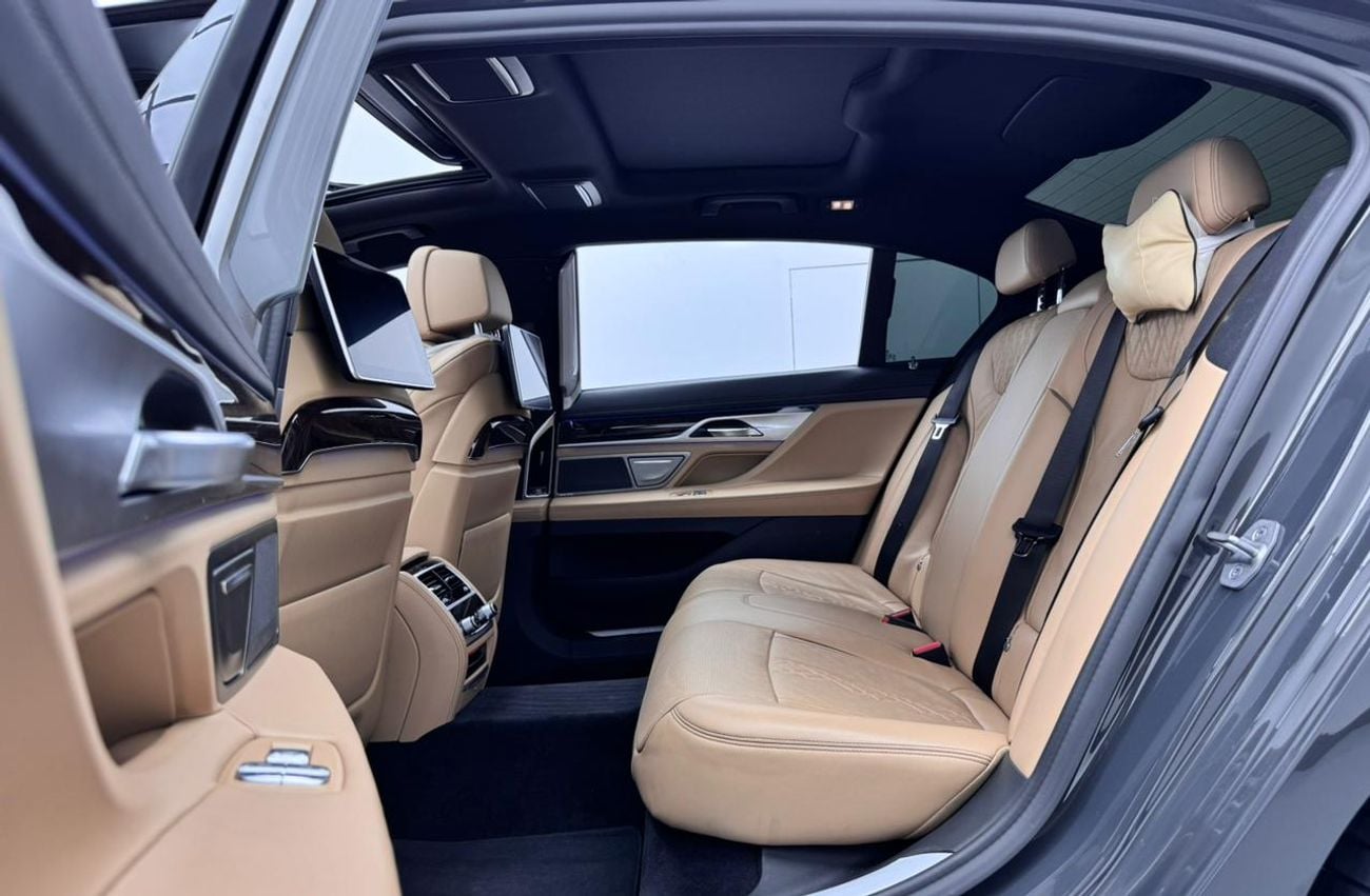 BMW 730Li M Sport 2.0L 2022 BMW 730li xDrive M-sport, Dec/2026 BMW Warranty, BMW Service History, Excellent Co