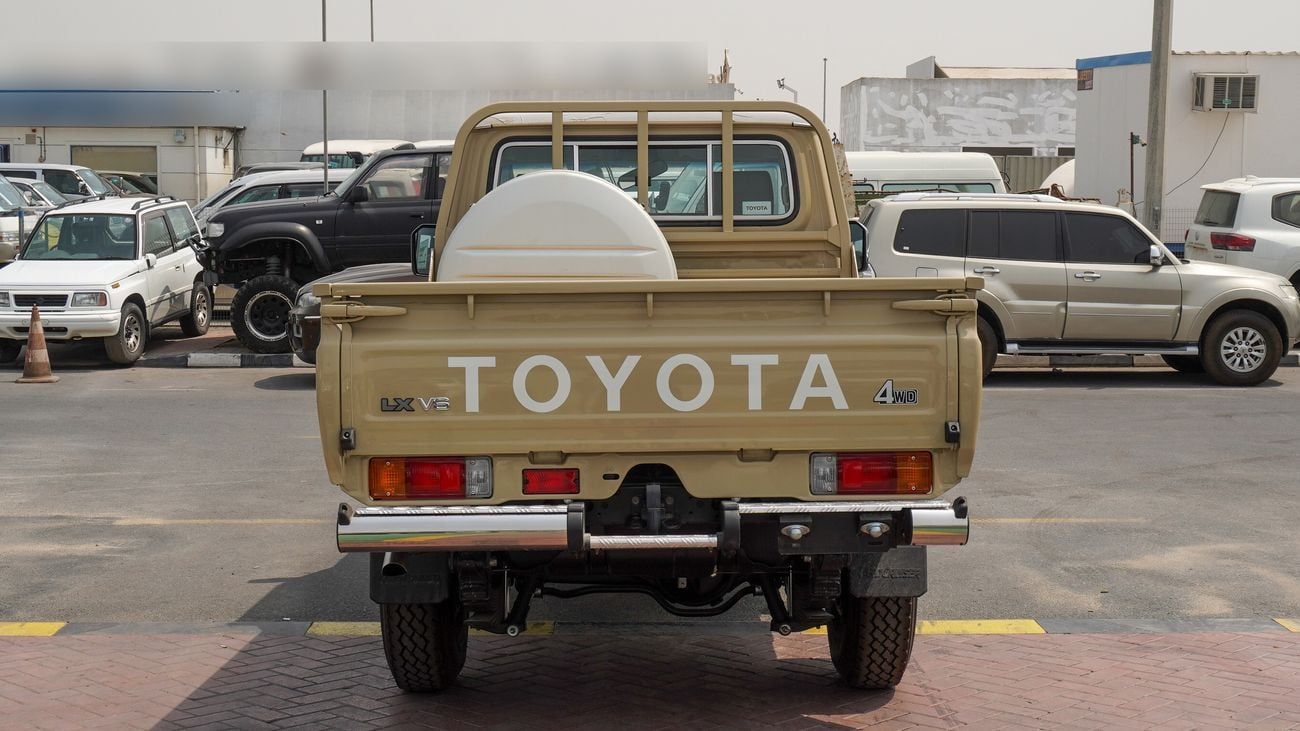 Toyota Land Cruiser Pick Up LX 4.0L V6 SINGLE CABIN A/T
