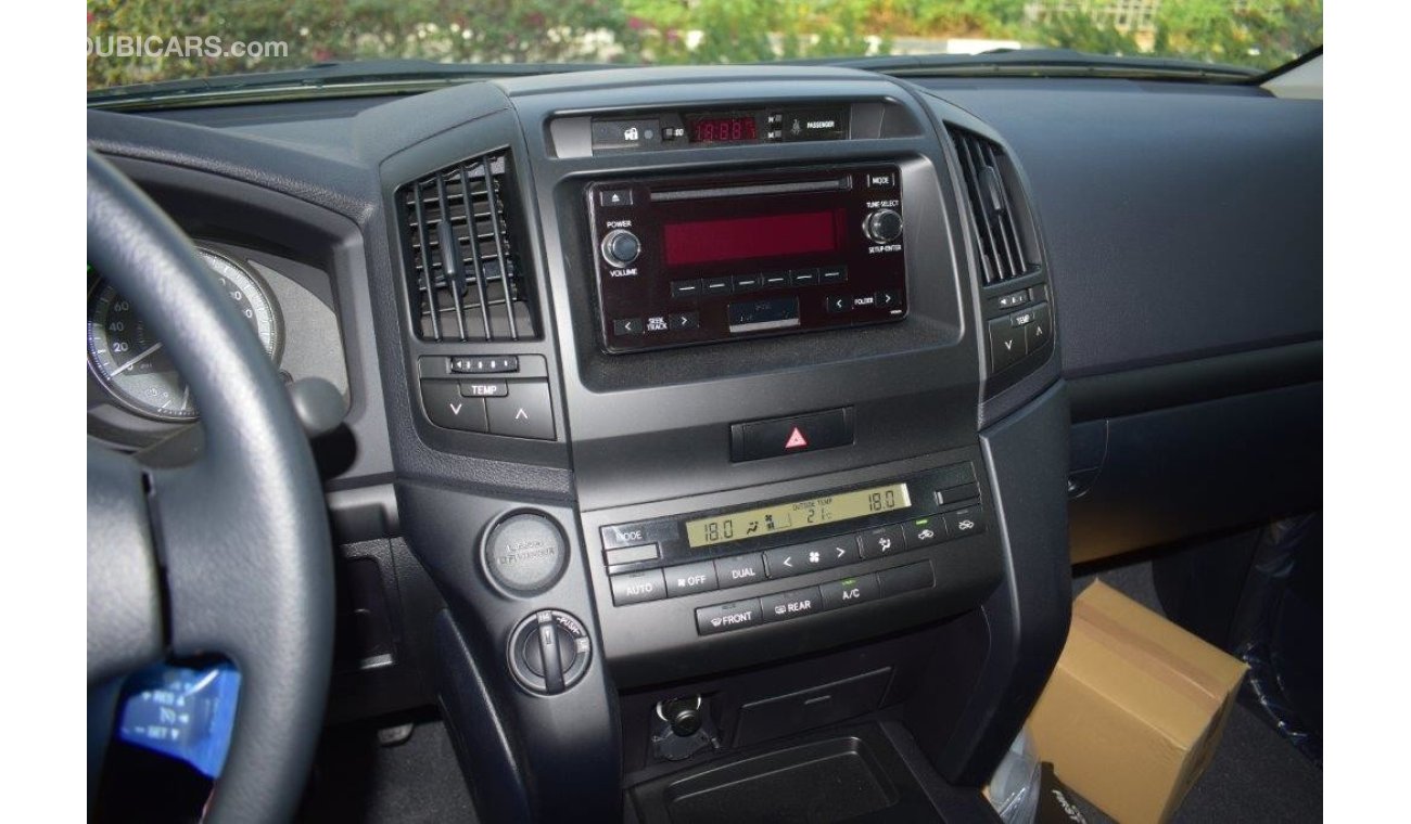 Toyota Land Cruiser 200  GX V8 4.5L Diesel 5 Seater Manual Transmission