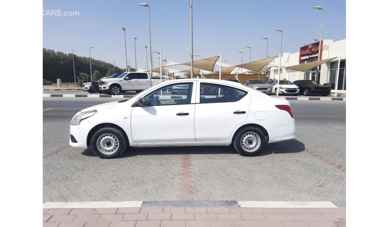 Nissan Sunny Nissan Sunny 2016 gcc very celen car