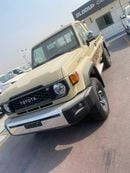 Toyota Land Cruiser Pick Up Std 4.0L Single Cab Utility 4WD