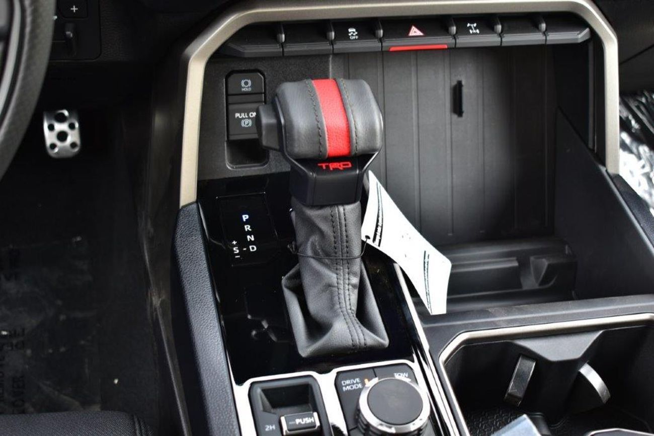 Toyota Tundra CREWMAX SR5 TRD OFFROAD 3.4L PETROL