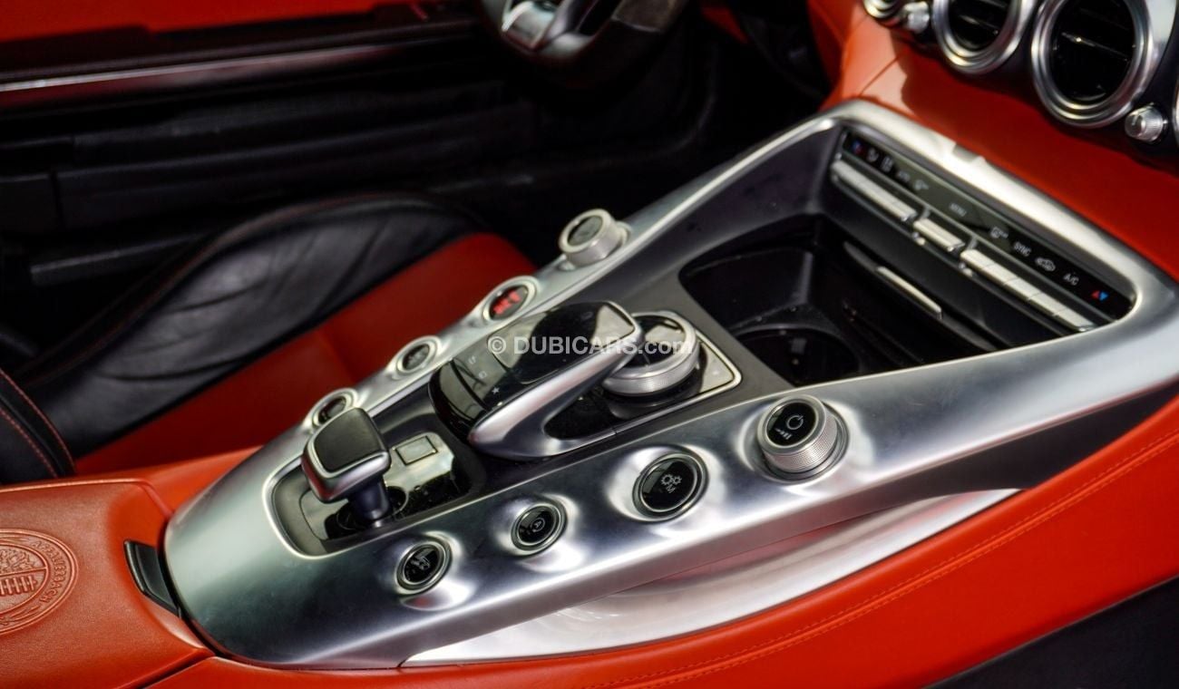 مرسيدس بنز AMG GT S