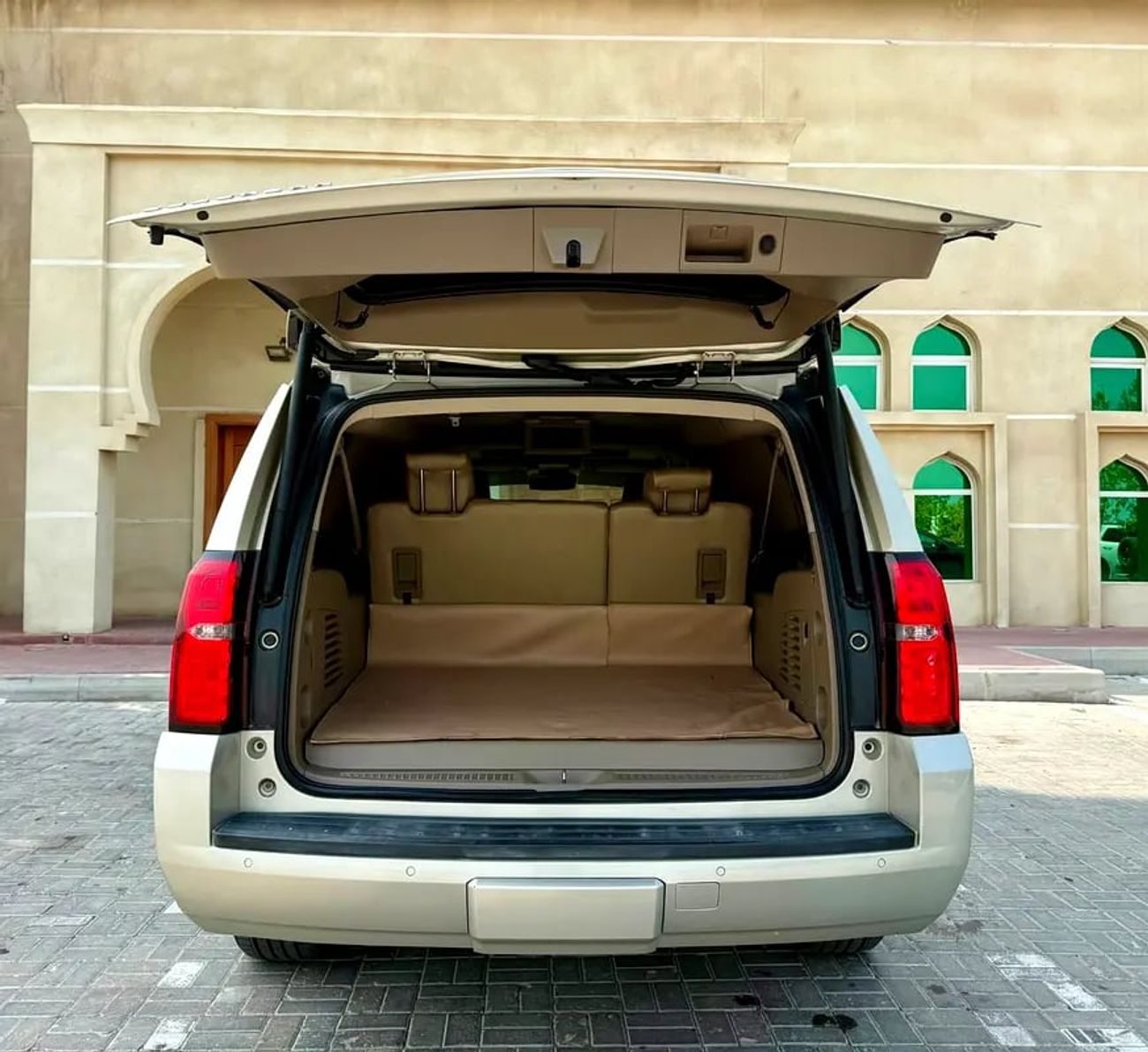 Chevrolet Suburban LTZ | GCC Specs | Full Option | Excellent Condition