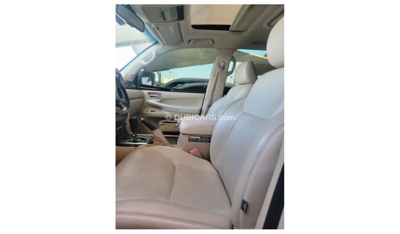 Lexus LX 570
