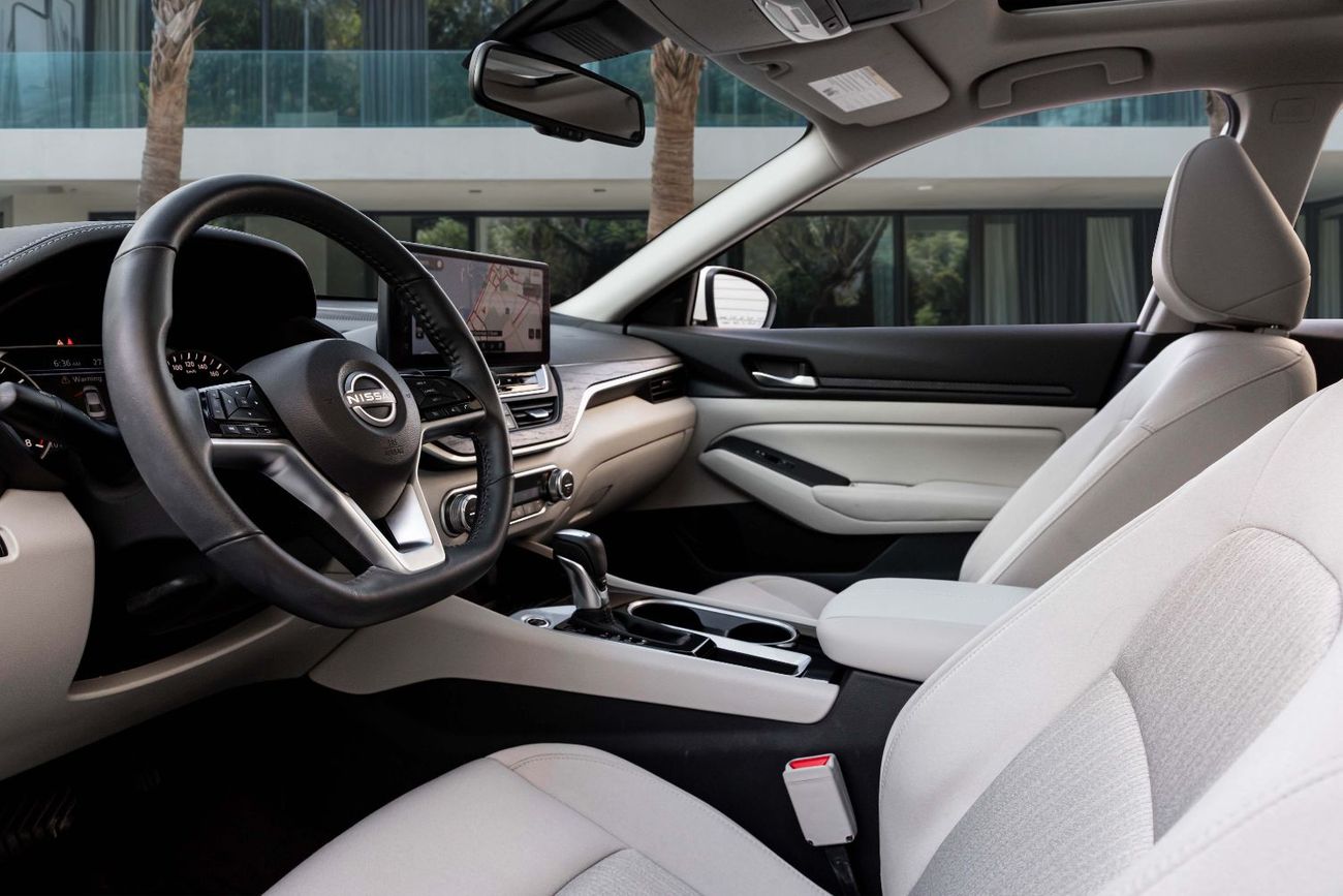 Nissan Altima ALTIMA SV | 2,056 P.M  | 0% Downpayment | Agency Warranty!