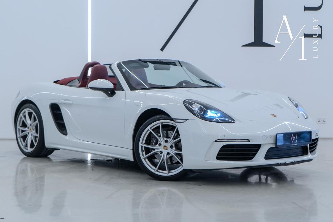 Porsche 718 Boxster Std 2.0L A/T 2022 Porsche 718 Boxster, Warranty, Sport Chrono Package, Very Low Kms, Excellent Condi