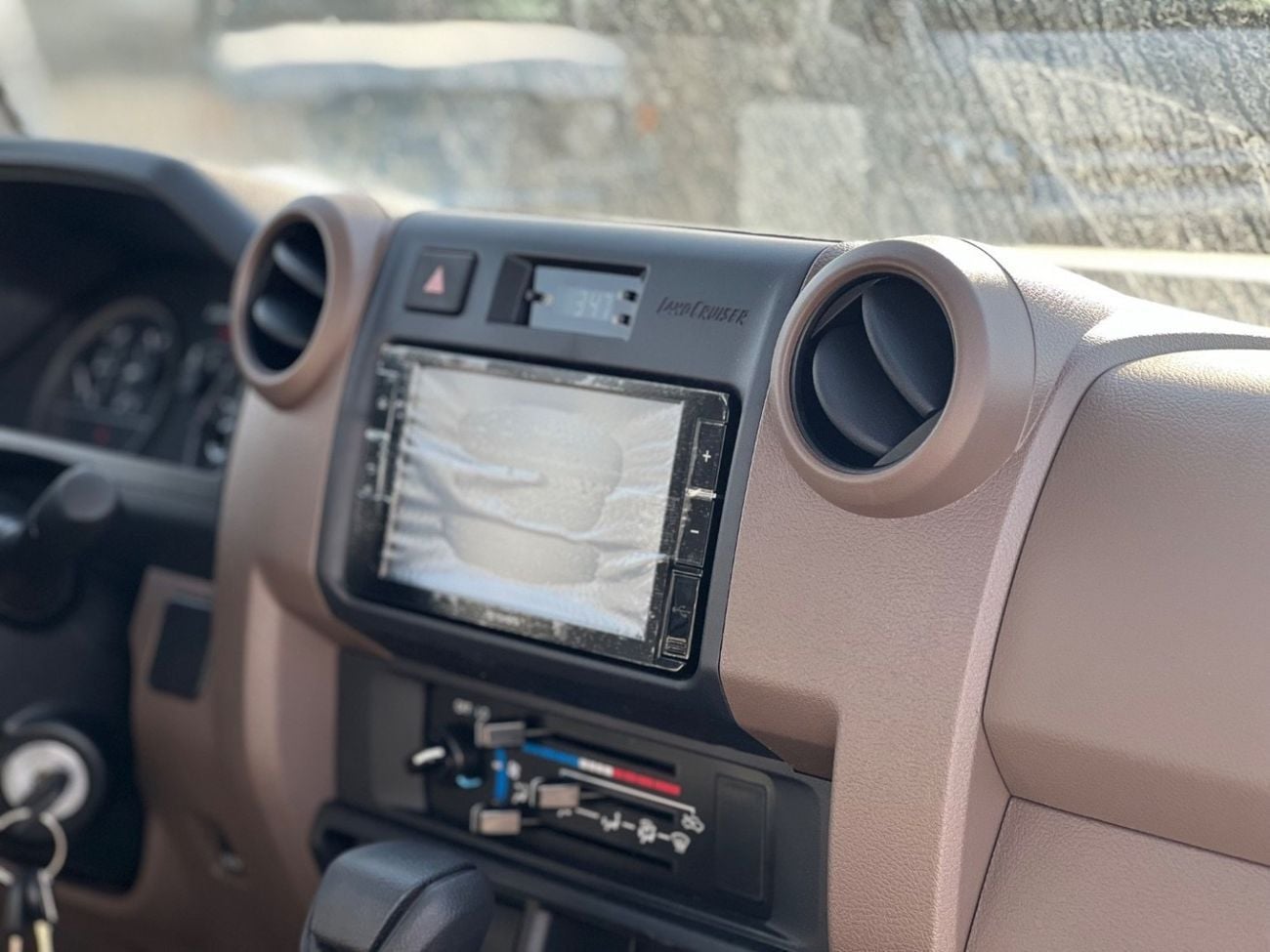 تويوتا لاند كروزر بيك آب Single Cab Std 4.0L TOYOTA LAND CRUISER 2025 4.0L Pick-up