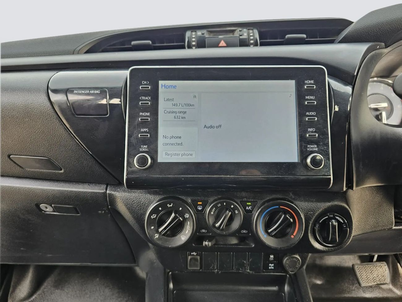 Toyota Hilux 4X4 Diesel 2.8L Right Hand Drive (RHD)