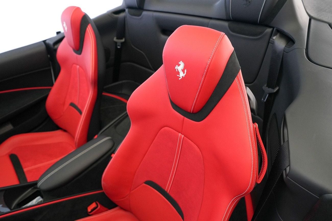 Ferrari Roma SPIDER