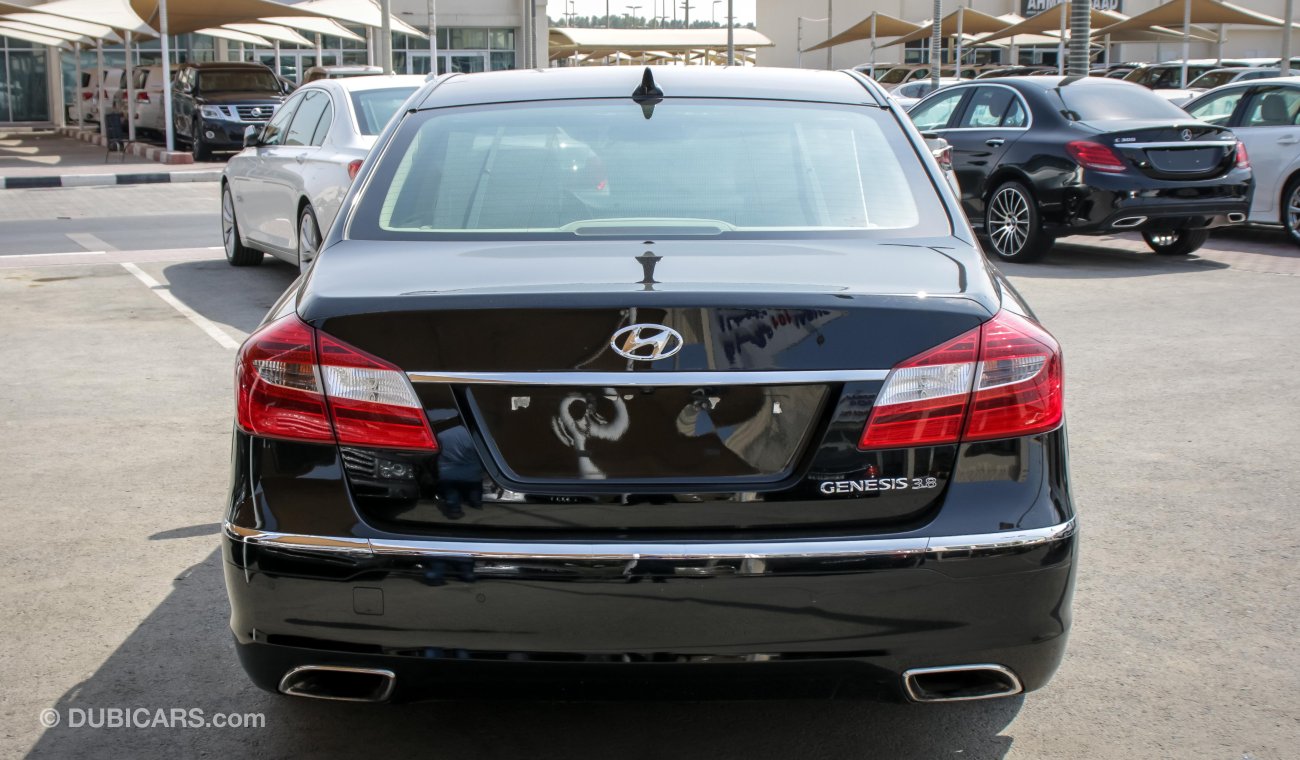 Hyundai Genesis 3.8L