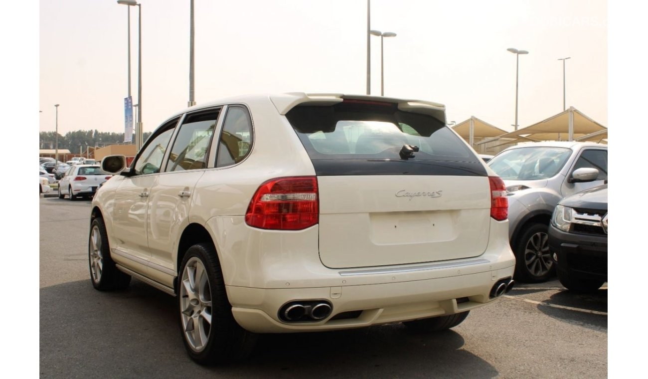 Porsche Cayenne ACCIDENTS FREE - GCC - FULL OPTION - CAR IS IN PERFECT CONDITION INSIDE OUT