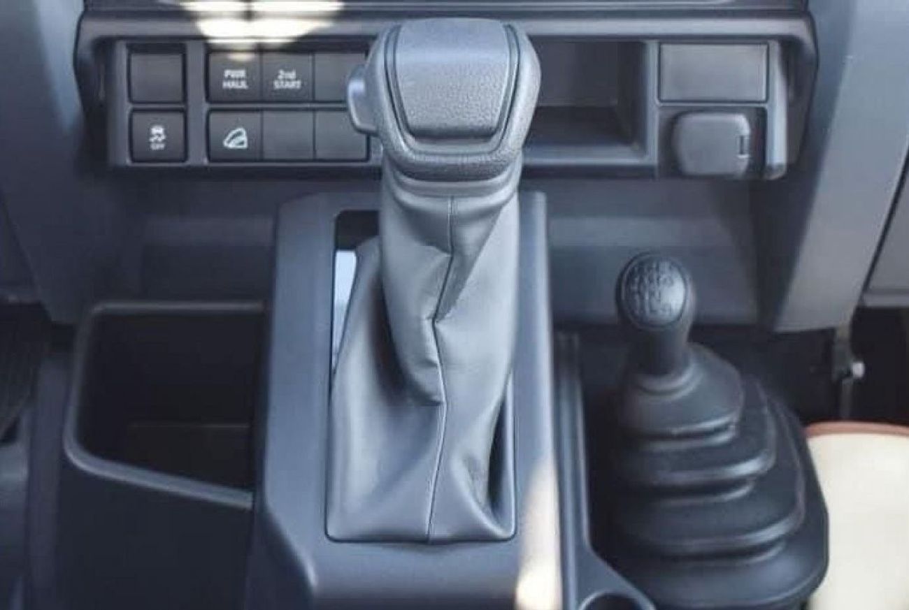 تويوتا لاند كروزر بيك آب LAND CRUISER PICK UP 4.5L DIESEL DC AUTOMATIC ZERO KM