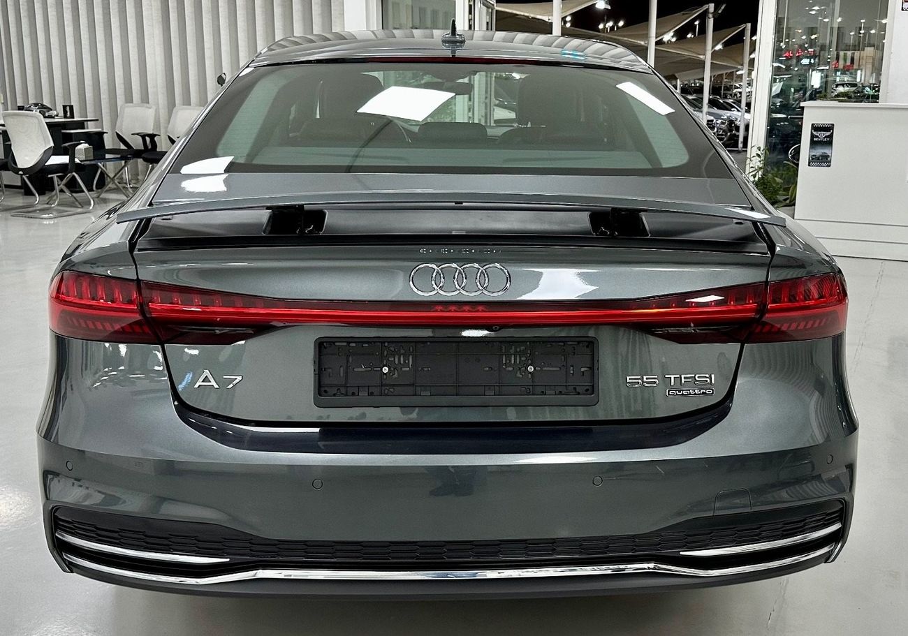 Audi A7 55 TFSI quattro S-Line Style & Comfort package GCC .. FSH .. Original Paint ., S line .. Perfect Con