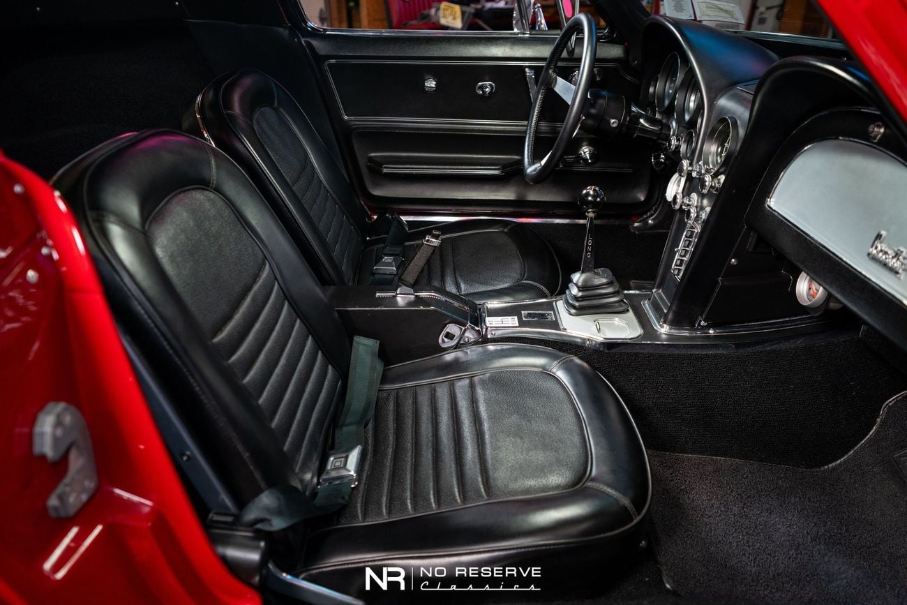 شيفروليه كورفت ZZ502 6 Speed Widebody Restomod