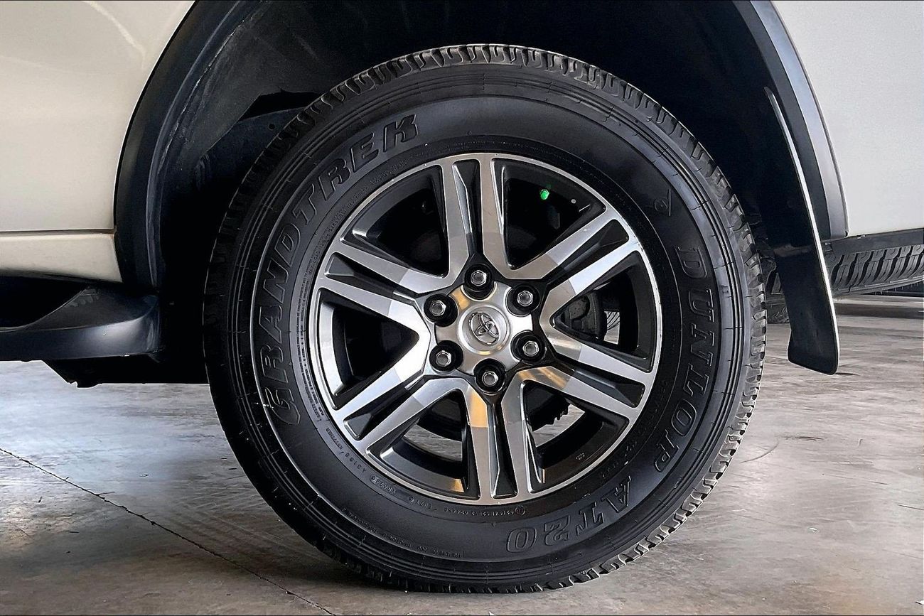 تويوتا فورتونر EXR | شامل الضمان | 0 ﺪﻔﻋﺓ ﺃﻮﻟﻯ