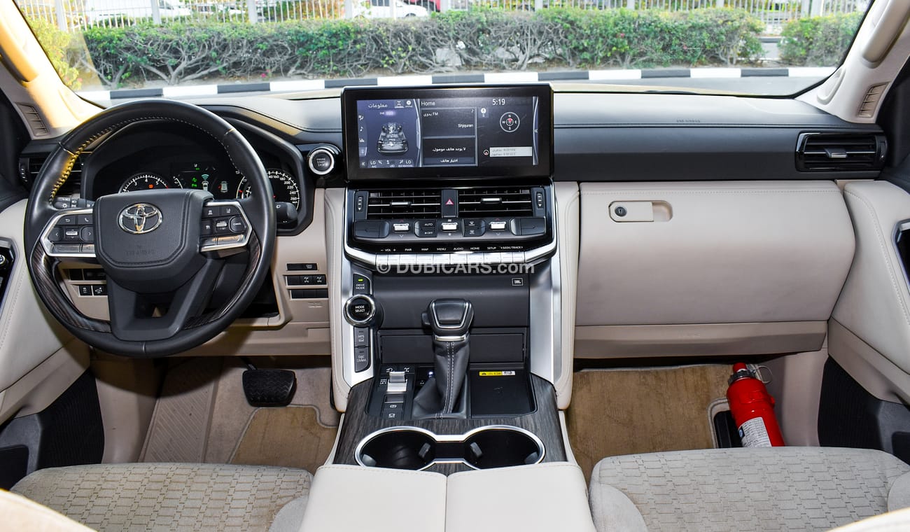 Toyota Land Cruiser VXR 3.5L TWIN TURBO