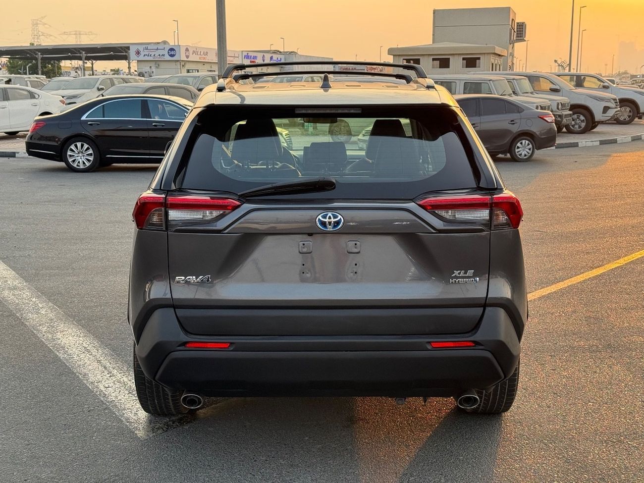 Toyota RAV4 XLE 2.5L 2021 TOYOTA RAV4 XLE HYBRID 4x4 FULL OPTIONS IMPORTED FROM USA