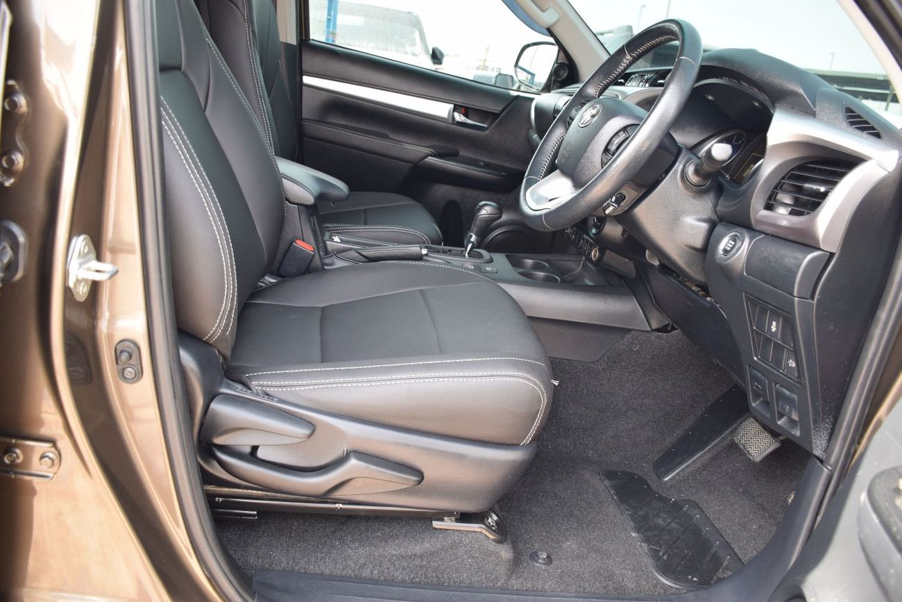 تويوتا هيلوكس 4X4 Diesel 2.8L RHD (Export Only)