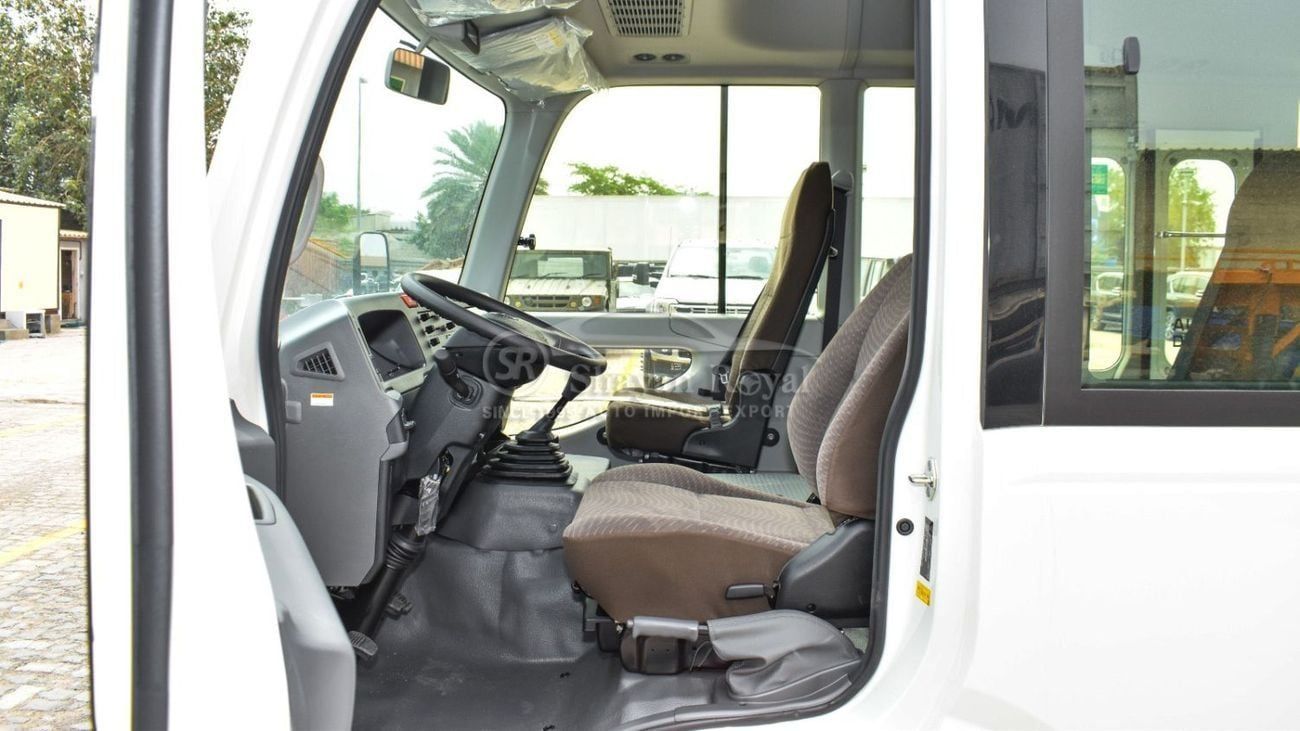 Toyota Coaster DLX 4.2L DIESEL 23 SEATER MT 2026MY