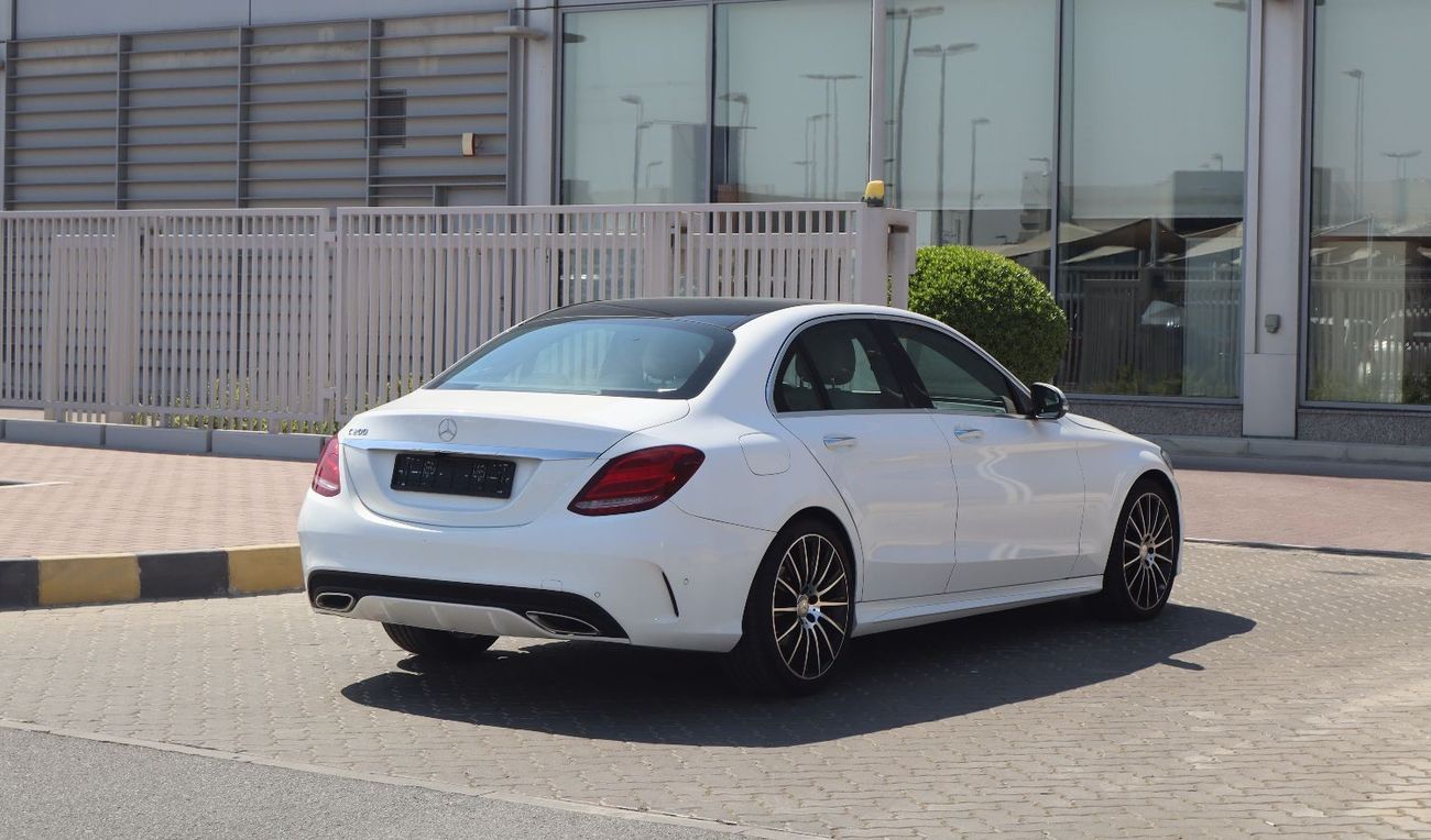 مرسيدس بنز C 200 GCC