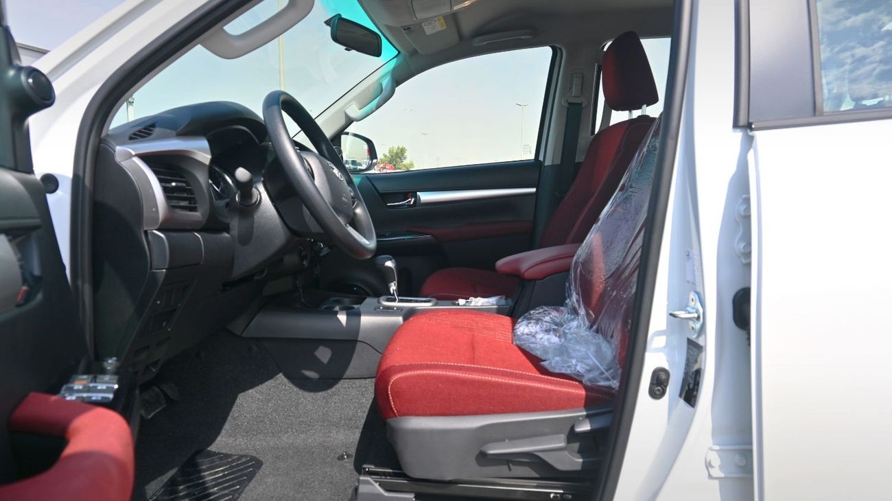 تويوتا هيلوكس تويوتا هيلوكس TOYOTA HILUX 4.0L V6 PETROL DC AT 2025