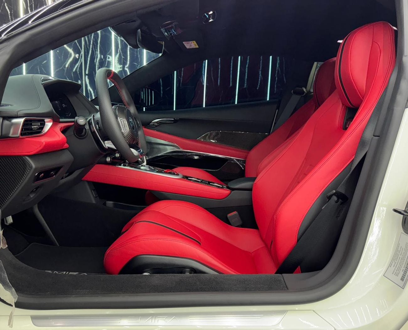 لوتس أميرة Emira - 2.0L,360Hp,8- Speed Automatic,RWD