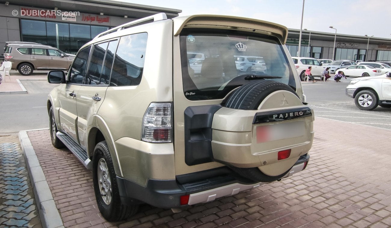 Mitsubishi Pajero GLS