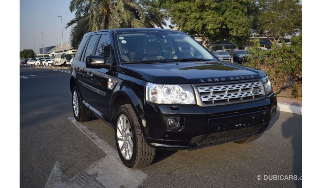 لاند روفر LR2 2012 - GCC Specs - Low Mileage - Immaculate Condtion