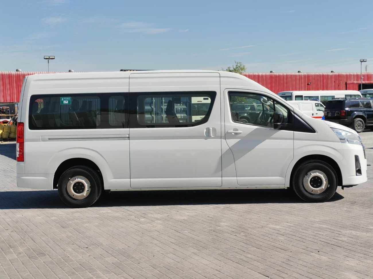 تويوتا هاياس 2025 Toyota Hiace GL 13-Seater High-Roof Full-Option 2.8L 4-Cyl Diesel A/T RWD Export Only