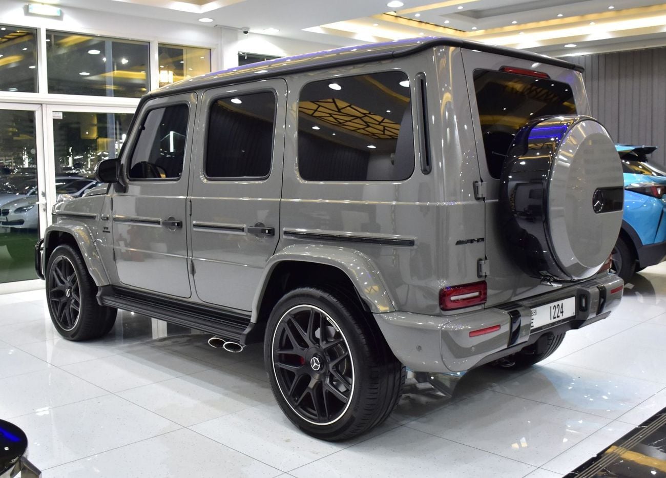 مرسيدس بنز G 550 EXCELLENT DEAL for our Mercedes Benz G550 ( 2024 Model ) in Grey Color American Specs